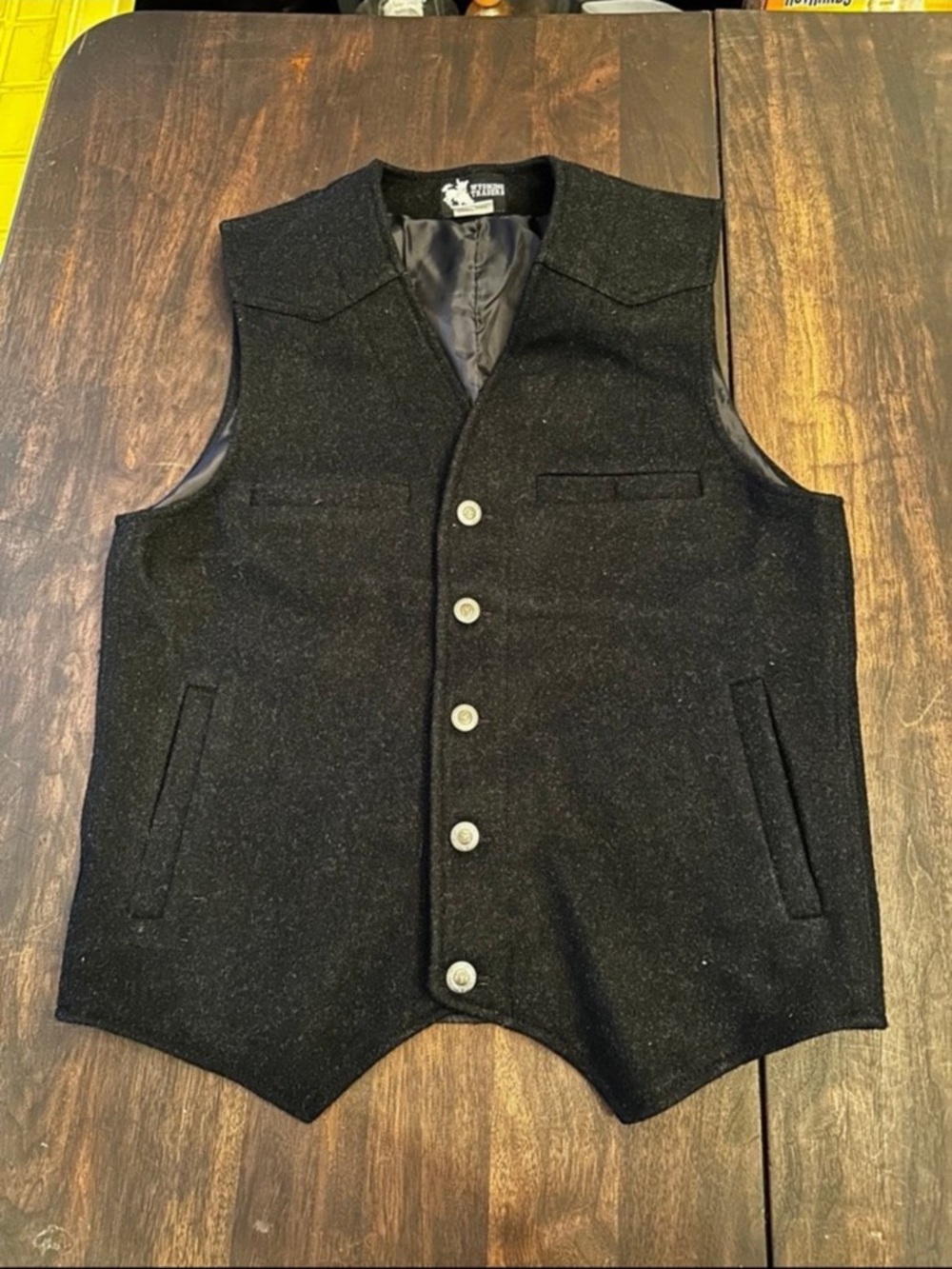 Wyoming traders  Men's Wool Button Vest - Black